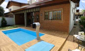 Imagem 7: Casa para venda possui 272 metros quadrados com 4 quartos