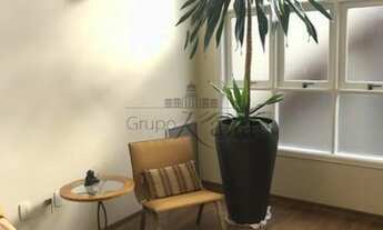 Imagem 3: Casa de condomínio sobrado para venda tem 550 metros quadrados com 4 quartos