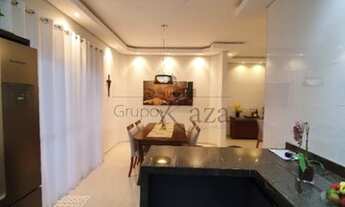 Imagem 6: Casa de condomínio sobrado para venda possui 350 metros quadrados com 4 quartos