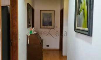 Imagem 5: Casa à venda em Jardim América com 170m² - 4 dormitórios