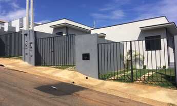 Imagem: Casa para venda com 2 quartos em Vila Santa