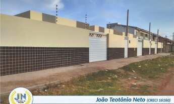 Imagem: JN) Casas novas soltas, totalmente privativa