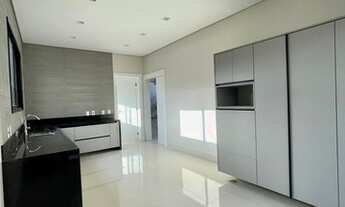 Imagem 6: Casa de condomínio sobrado para venda possui 399 metros quadrados com 4 quartos