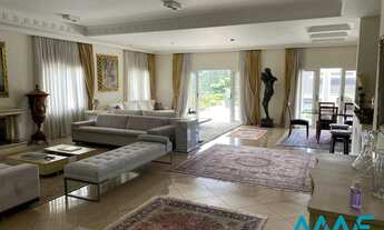 Imagem 5: Casa Ampla Estilo Neoclássico no Alphaville 08 - Linda Vista!