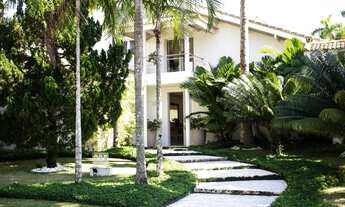 Imagem 2: Mansão à venda no Jd. Acapulco - Guarujá, são 6 suítes e 735 m² com uma espetacular área d