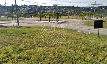 Imagem: Terreno de esquina com 1126 m², leve aclive