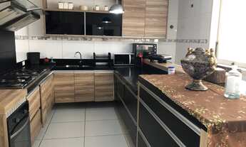 Imagem 4: Casa para aluguel e venda tem 1200 metros quadrados com 6 quartos