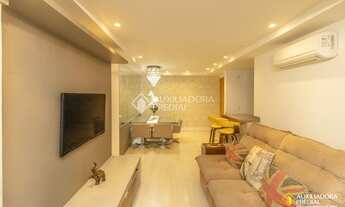 Imagem 3: Apartamento para venda com 74 metros quadrados com 3 quartos em Passo da Areia - Porto Ale