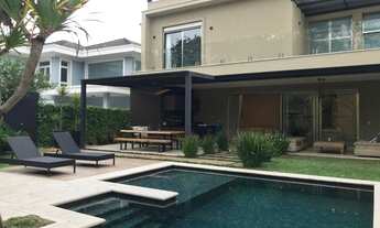 Imagem 2: Casa de condomínio para aluguel e venda tem 448 metros quadrados com 4 quartos