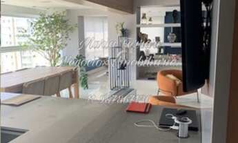 Imagem 3: Apartamento com 4 suítes, amplo e com 4 vagas de garagem. São Caetano do Sul. S.P