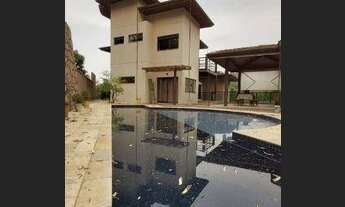 Imagem 3: Suntuosa! Casa na Malota, 3 dormitórios, sendo 1 suíte master, área de lazer, Condomínio A