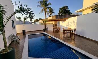 Imagem 2: Linda casa com piscina a venda no condomínio Vale do Sol em Porto Feliz