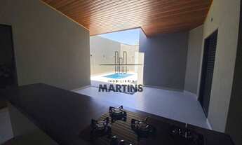 Imagem 7: Casa para venda com 242 metros quadrados com 4 quartos