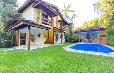 Imagem 2: Sobrado para venda tem 164 metros quadrados com 3 quartos em Boiçucanga - São Sebastião