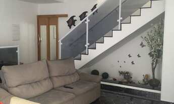 Imagem: LINDA CASA SOBREPOSTA TRIPLEX EMBARÉ SEMINOVA