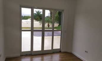 Imagem 3: Casa em Cond de alto padrão na Granja Viana, 3 suites, piscina, locação ou venda!