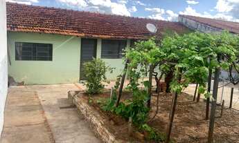 Imagem 4: Casa para venda possui 200 m2, com 3 quartos (1 suíte) Centro - Brotas - SP