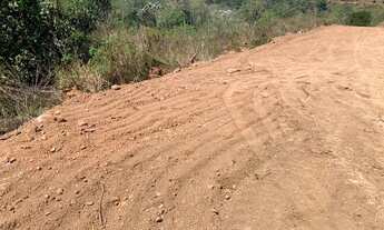 Imagem 5: Terreno próximo de comércios