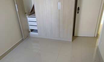 Imagem 6: Apartamento em Alphaville 80m 3 qtos 2 vg Av tucunaré 3.000 cond 710.00