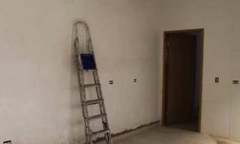 Imagem 4: Casa nova com piscina