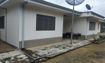 Imagem 5: Sítio a venda possui 128.000 metros quadrados, 02 casas e 01 lago