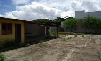 Imagem 3: Terreno com construção Renascença 1