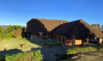 Imagem 3: Sobrado a Venda em Campos do Jordão