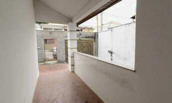 Imagem 6: Casa comercial com edícula à venda, próximo a Av. 9 de Julho. Casa principal com entrada i