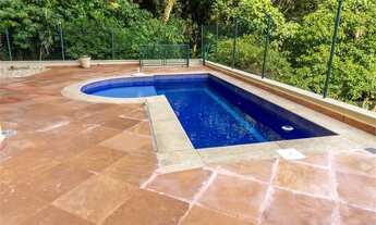 Imagem 4: Casa de condomínio para venda tem 361 metros quadrados!