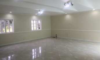 Imagem 1: Casa Alphaville para aluguel e venda com 250 metros quadrados com 4 quartos