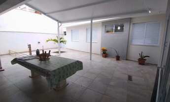 Imagem 5: Casa de condomínio para venda possui 190 metros quadrados com 4 quartos