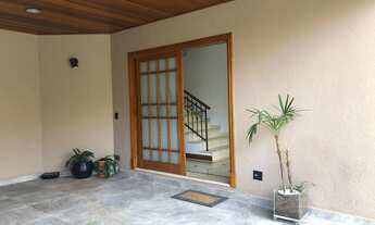 Imagem 3: Casa para aluguel e venda com 363 m², 5 quartos sendo 3 suítes, planejados, - Residencial