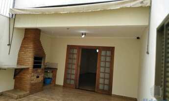 Imagem 5: Casa para Venda em Bauru, Jd. Europa, 3 dormitórios, 1 suíte, 3 banheiros, 2 vagas