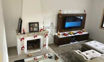 Imagem 2: Casa com Piscina - 04 dormitórios com Suíte - Jardim das Indústrias - Venda