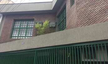 Imagem 2: Casa comercial no Centro de Guarulhos com 4 salas, recepção e estacionamento