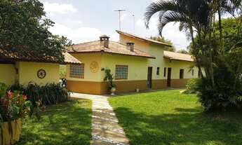 Imagem 2: Sitio com excelente localização e topografia; frente para a represa