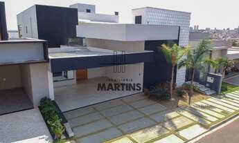 Imagem: Casa para venda tem 340 metros quadrados