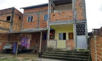 Imagem: Vendo Imóvel com dois apartamentos no Bairro