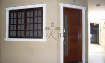 Imagem 3: Venda de Casa Sobrado no Bosque dos Eucaliptos de 3 Dormitórios (1 suíte) com 180m²