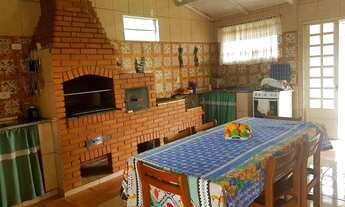 Imagem 4: Casa de 200 metros quadrados no bairro Ipelândia com 3 quartos