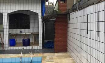 Imagem 2: Sobrado para venda com 3 quartos no Jardim Castelo - Santos - SP