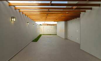 Imagem 6: Casa de condomínio para venda tem 207 metros quadrados com 3 quartos