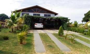 Imagem 2: Casa de condomínio para venda tem 350 metros quadrados com 4 quartos