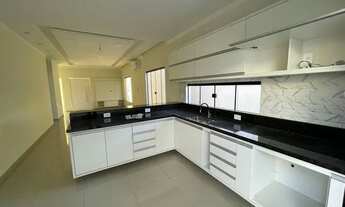 Imagem 6: CONDOMÍNIO FOREST HILL, PARTE ALTA, COM 3 SUÍTES, SENDO 1 MASTER COM CLOSET, CLIMATIZADA