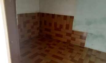 Imagem 2: Alugo kitnet no bairro Ulisses Guimarães 600 livro de água e luz