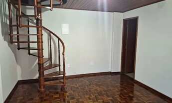 Imagem 6: ALUGO COBERTURA DUPLEX REFORMADA NO MELHOR ENDEREÇO DE FRIBURGO