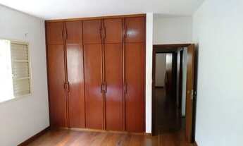 Imagem 6: Casa para aluguel, 8 quartos, 2 suítes, 4 vagas, Nossa Senhora Aparecida - Uberlândia/MG