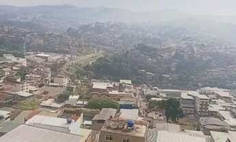 Imagem 5: Vendo casa 2 quartos 1 sendo suíte e sacada com cobertura