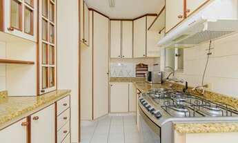 Imagem 6: APARTAMENTO com 3 dormitórios para alugar com 130.75m² por R$ 2.500,00 no bairro Bacacheri