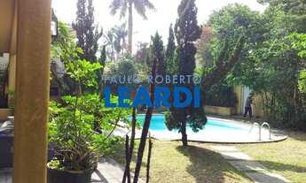 Imagem: CASA ASSOBRADADA - CIDADE JARDIM - SP